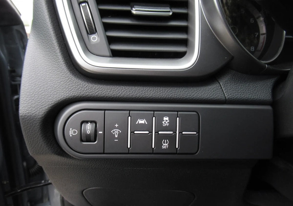 Kia Ceed cena 84894 przebieg: 22170, rok produkcji 2023 z Brwinów małe 742